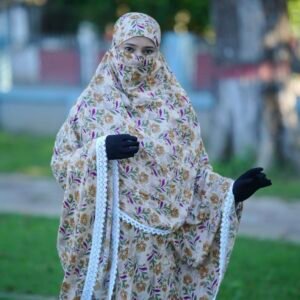 Luxary Soft Cotton Hijab
Code 84