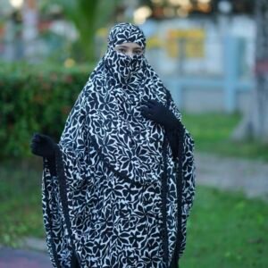 Luxary Soft Cotton Hijab
Code:94